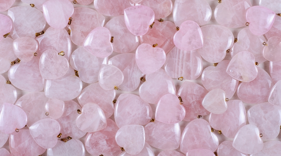 Rose Quartz Affirmations to Attract Love and Self-Love
